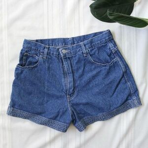 Barlow medium wash high rise denim shorts
